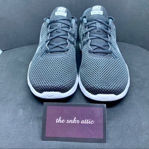 ❗️SOLD❗️Nike Flex Trainer 
Black/Metallic Silver